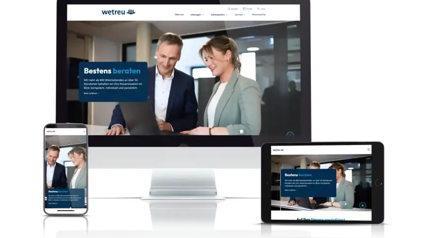 Verschiedene Endgeräte, die die Website von wetreu zeigen
